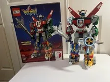 LEGO Ideas: Voltron (21311)  2321 Pieces (fully built with box and instructions)