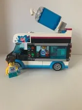 Lego slushy truck with Lego people and direction booklet