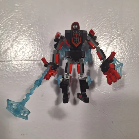 LEGO Super Heroes: Miles Morales Mech Armor (76171) Figure included