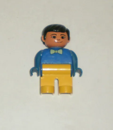 Lego DUPLO Male Figure w/Yellow Legs, Blue Top, Green Bow Tie 4555pb120