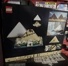 LEGO ARCHITECTURE: Great Pyramid of Giza (21058) Retiring Soon