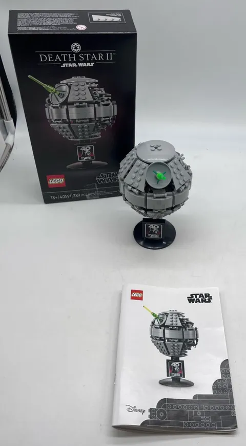LEGO Star Wars: Death Star II (40591)  Complete with Box and Manual