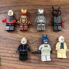 LEGO Minifigure Lot - Batman Ironman & Assorted Superhero Figures