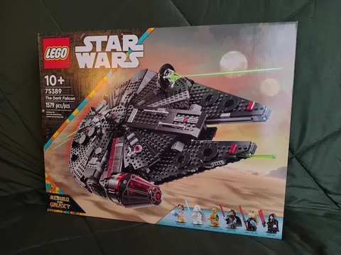 LEGO Star Wars: The Dark Falcon (75389)