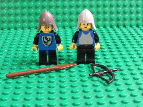 Lot 2 Lego Castle Black Falcon knight minifigures breastplate CL19