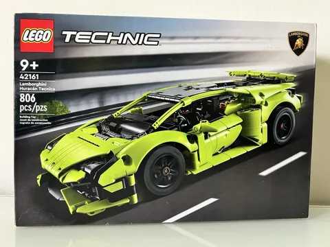 LEGO TECHNIC: LAMBORGHINI HURACAN TECNICA  (42161) - 806 pcs - 2023