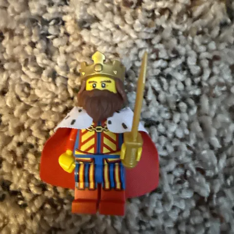 Lego Classic King Collectible Minifigure Series 13 Set 71008