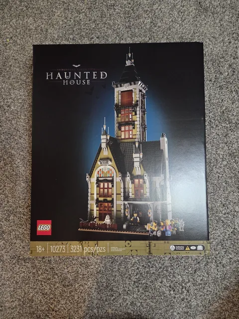 LEGO Icons: Haunted House (10273)