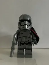 LEGO Star Wars Captain Phasma Minifigure 75103 First Order Transporter sw0684
