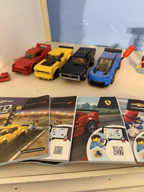 LEGO Speed Champions lot complete with minifigs