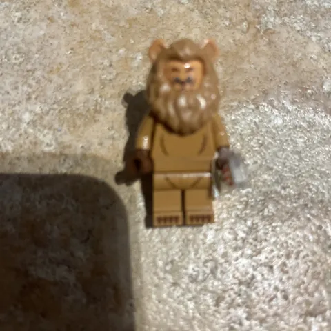 LEGO Movie 2 Cowardly Lion The Wizard of Oz Minifigure 71023
