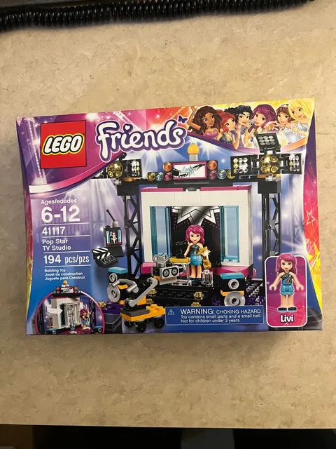 LEGO FRIENDS: Pop Star TV Studio (41117)
