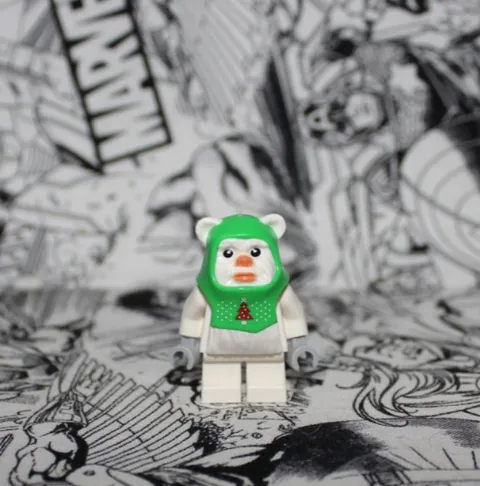 LEGO Star Wars Snow Ewok Minifigure Holiday Sweater White 75366 Advent Calendar