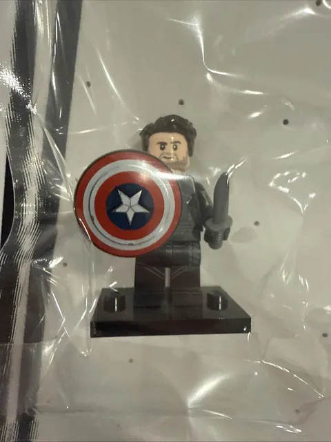 LEGO MINIFIGURES: Marvel Studios Bucky Barnes Winter Soldier