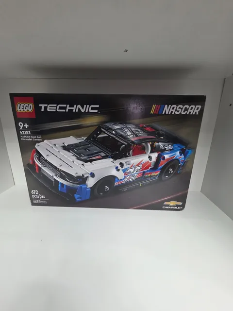 LEGO TECHNIC: Nascar NextGen Chevrolet Camaro Zl1 (42153)