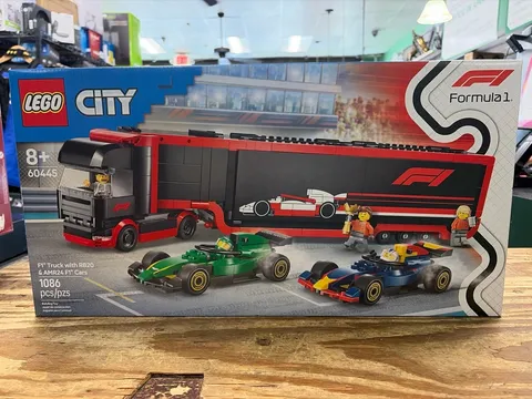 LEGO CITY F1 Truck with RB20 & AMR24 F1 Cars 60445 (HPB030387)