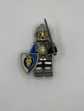 LEGO Castle King's Knight Armor Minifigure - cas523 - Set 70402
