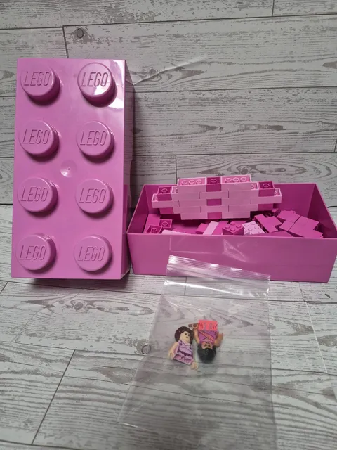 Pink Lego Bricks Container And 2 Figures