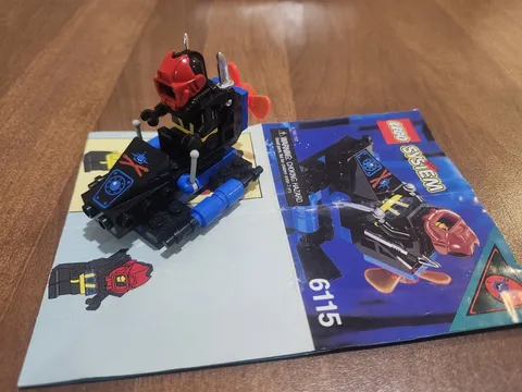 1995 Vintage Lego Aquazone set #6115 Shark Scout (Missing Spears - Has Swords)