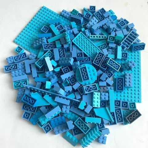 LEGO Bulk Lot of 240pcs Cyan/Blues 2x2 2x3 2x4 2x6 etc 2456 3001 Ocean