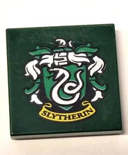 LEGO 3068pb1258 Harry Potter 2x2 Tile Green 'SLYTHERIN' House Crest Pattern