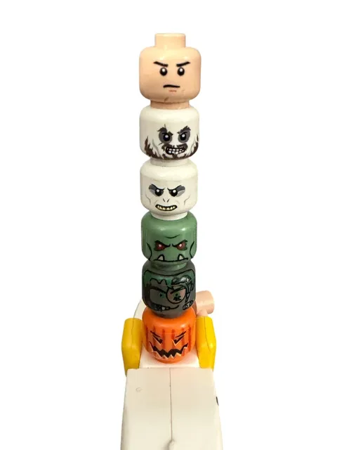 Lego Minifigure Heads Lot of 8 Pumpkin Zombie Monsters 
