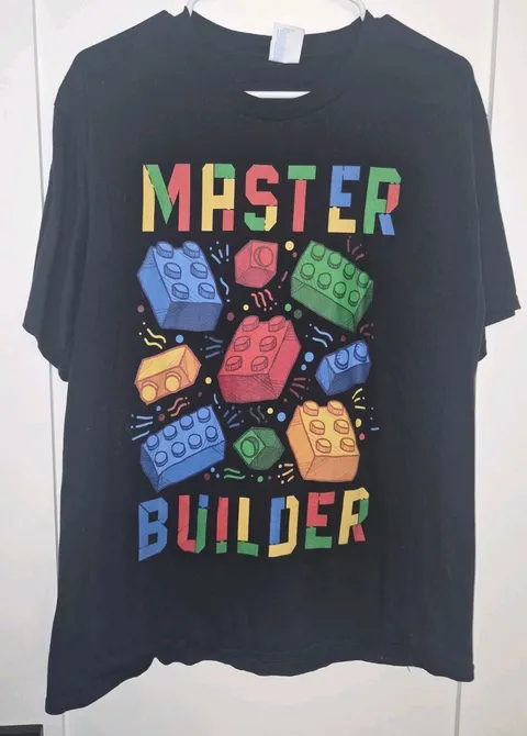 Master Builder Men's Large T-shirt Lego Bricks L Black Graphic Print Tee