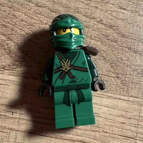 Lego Ninjago Honor Robe Lloyd
