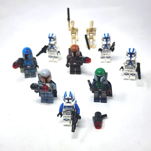 Lot of Assorted Lego Star Wars Figures (Droids, Bounty Hunters, etc.)