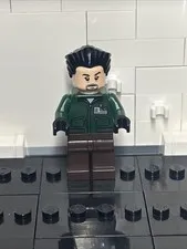 LEGO minifigure minifig Lego New Lexcorp Henchman 2 Minifigure Dark Brown Legs