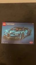 LEGO TECHNIC: Bugatti Chiron (42083)