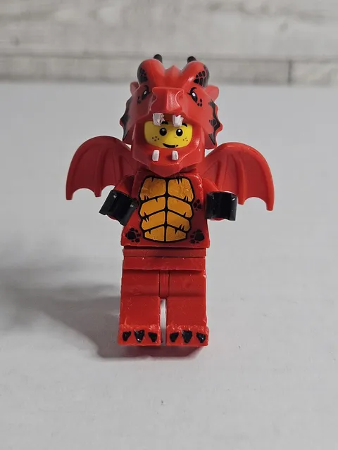 LEGO Series 18 Collectible Minifigures 71021 - Dragon Suit Guy
