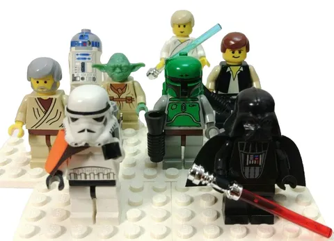 LEGO Star Wars Minifigure Luke R2 D2 Yoda Obi Wan Han Vader Boba Stormtrooper