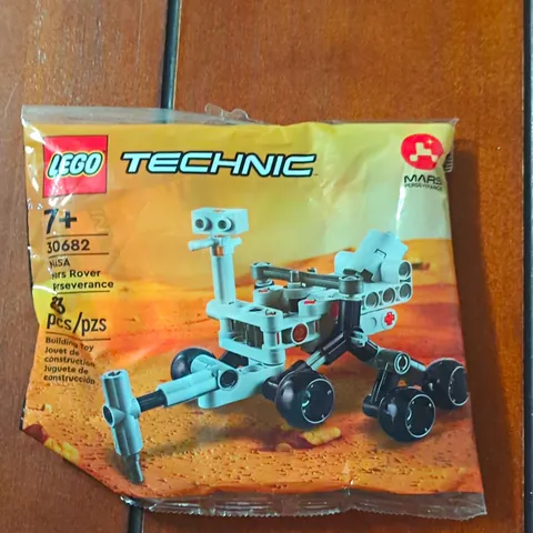 LEGO Technic NASA Mars Rover Perseverance 30682 83 pcs 7+ Polybag