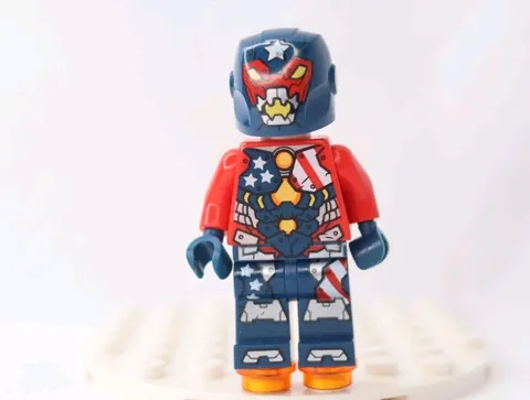 LEGO Marvel Super Heroes Justin Hammer Minifigure 76077