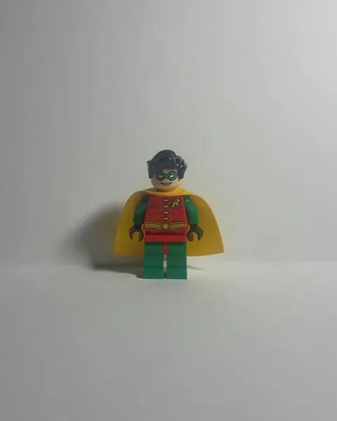 Lego Batman Wavy Hair Robin 7783 2006 Great Condition Clean No Cracks