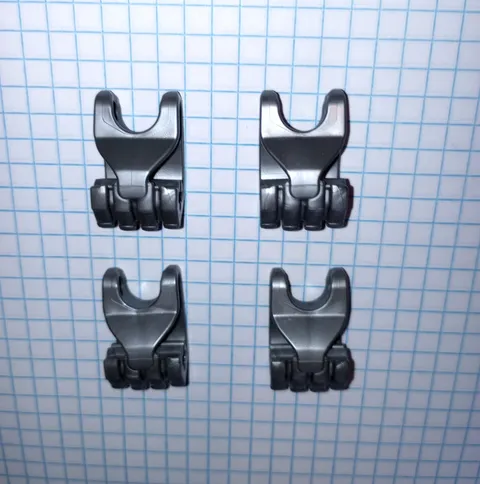4 Bionicle Lego 93575 Flat Silver Hero Factory Fist, Axle Hole 4 fingers 4 pcs