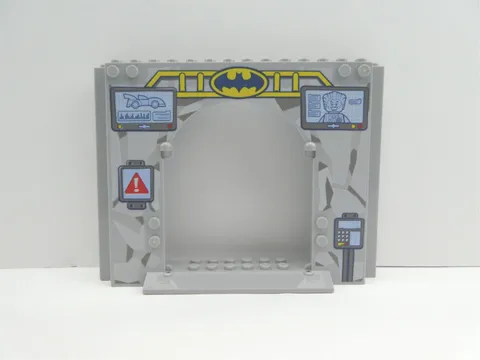 Lego Gray Panel 4 x 16 x 10 w/ Batman Logo, Joker, Car Pattern 15626pb01/10672-1