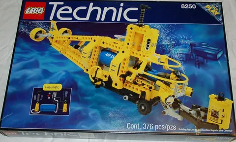 Lego Technic: Search Sub Complete with Instructions