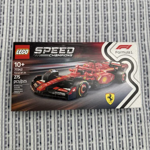LEGO Speed Champions Ferrari SF-24 Formula 1. Aged 10+. 275 Pieces.
