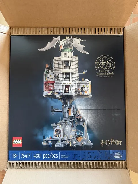 New LEGO Harry Potter Gringotts Wizarding Bank Collectors Edition (76417) Sealed