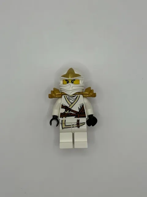 LEGO - Zane ZX - Ninjago Minifigure w/ shoulder armor & sword new figure
