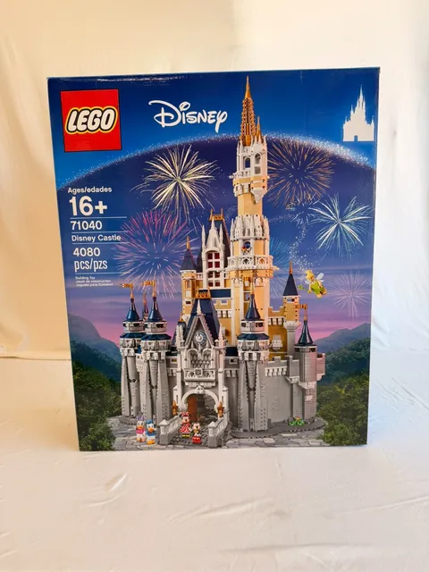 🏰 LEGO 71040 Disney Castle Sealed Retired Disney Collector Set