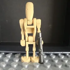 LEGO Star Wars Battle Droid Minifigure with Blaster Accessory, Age 6+