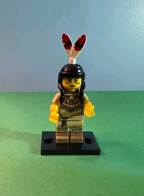 LEGO Series 15 Collectible Minifigures 71011 - Tribal Girl