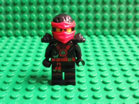 LEGO Ninjago Possession 70751 njo0153 Kai Deepstone Armor Minifigure AD35