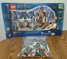 LEGO Harry Potter: Hogsmeade Village Visit (76388) (Complete W/Minifigs and Box)
