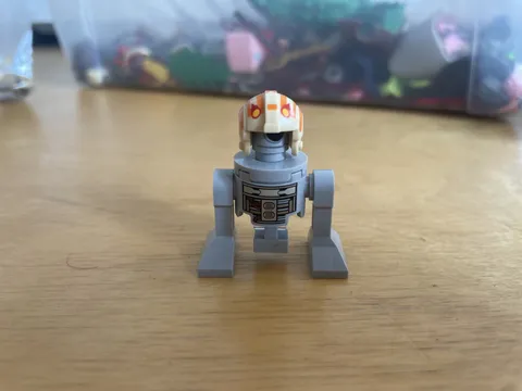 Lego 75240 Star Wars Astromech Droid R1 J5 Minifigure Retired 2019