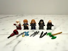 RARE LEGO Hobbit Lonely Mountain Minifigures 5-Pack Lot + Weapons MINT