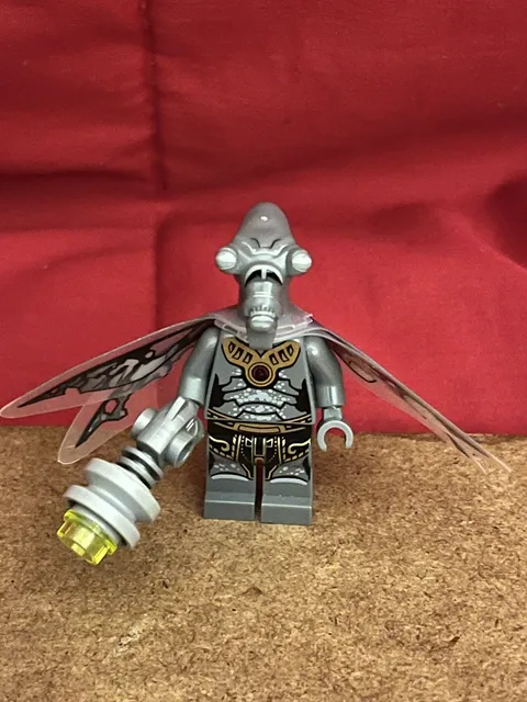 LEGO Star Wars Geonosian Zombie With Wings Set 9491